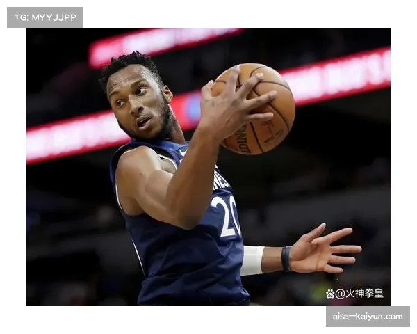 谢泼德与奥科吉配合杜兰特，火箭角色球员定位调整